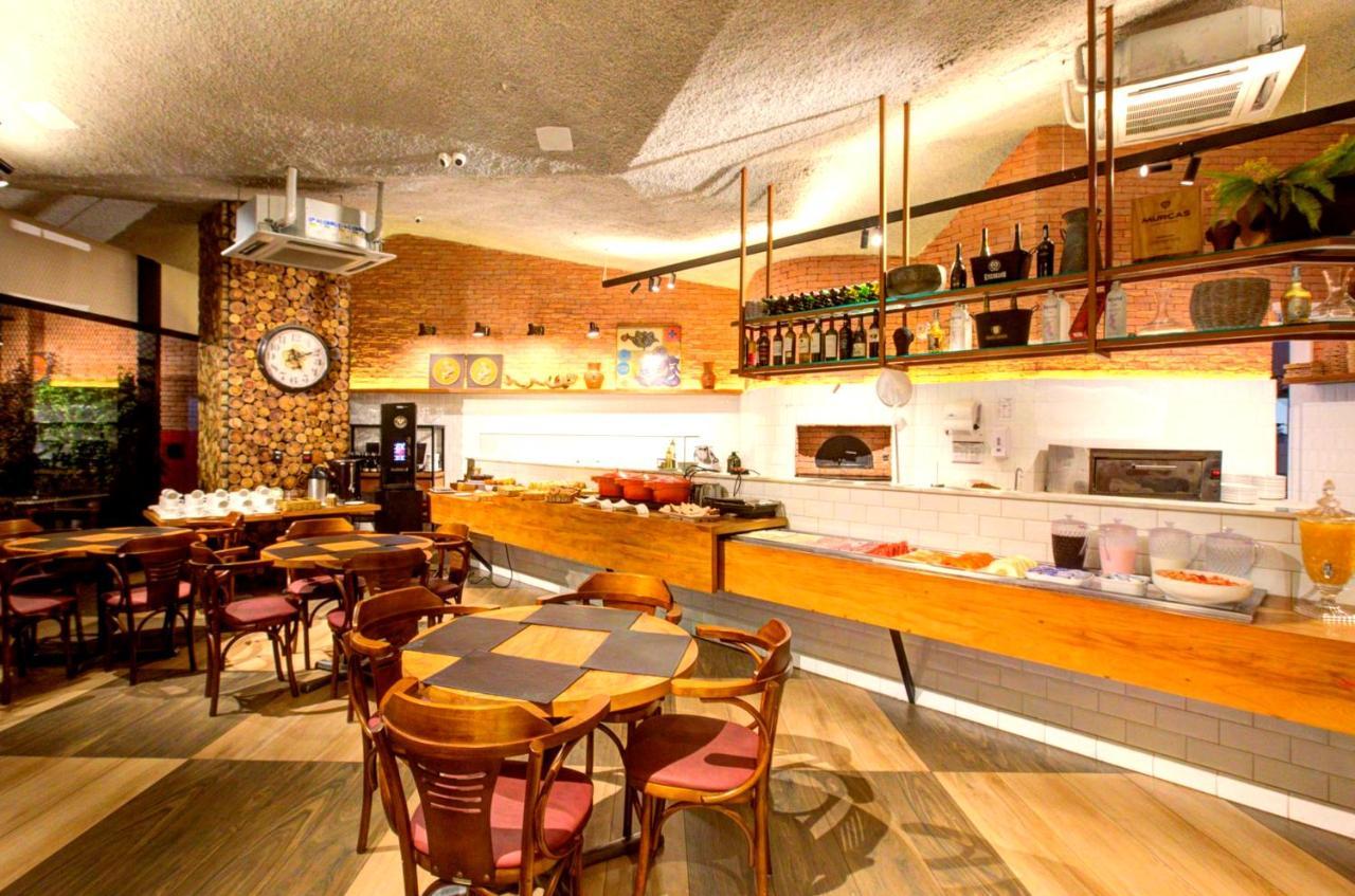 Ibis Vitoria Praia Do Canto 외부 사진