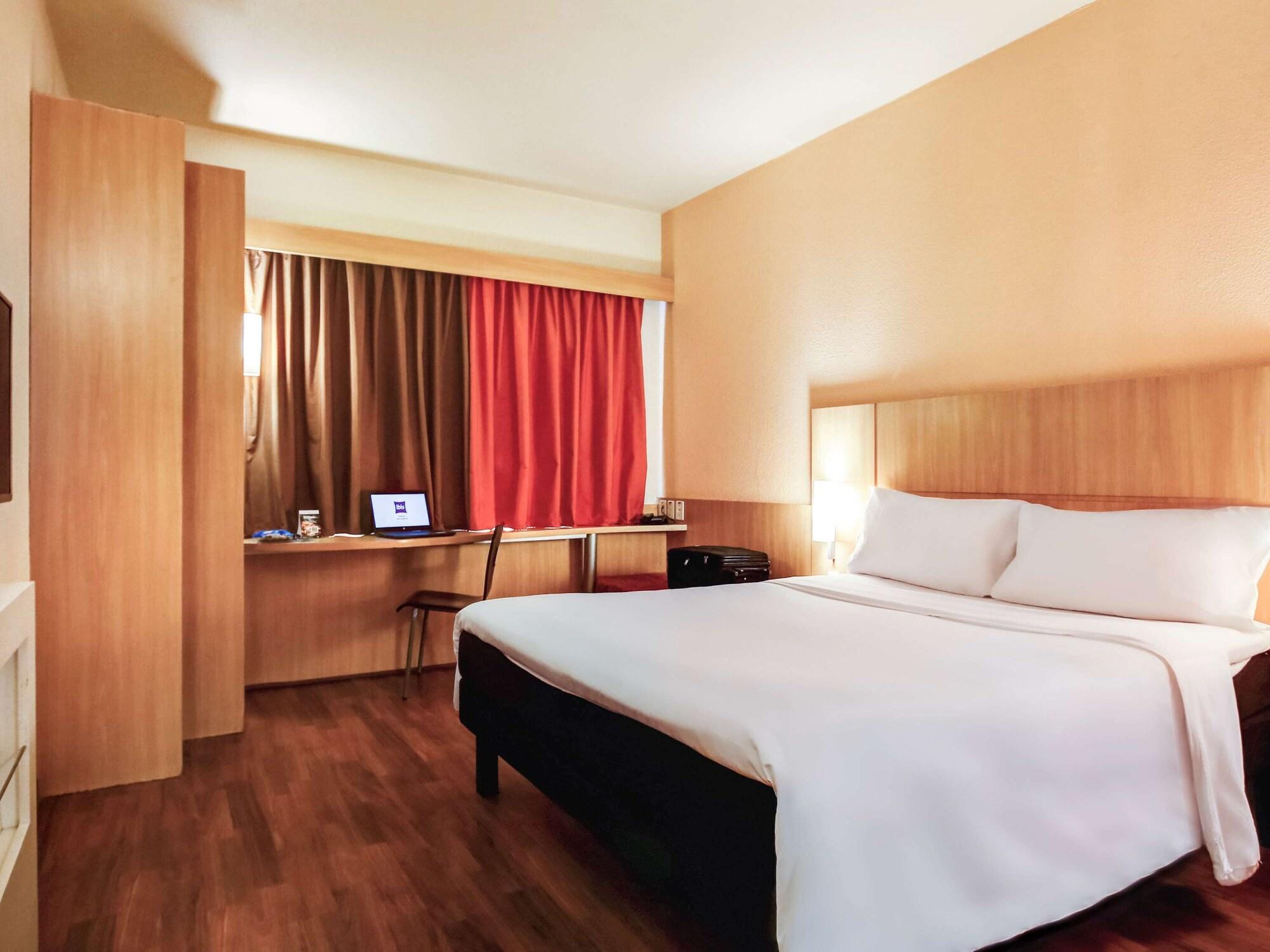 Ibis Vitoria Praia Do Canto 외부 사진