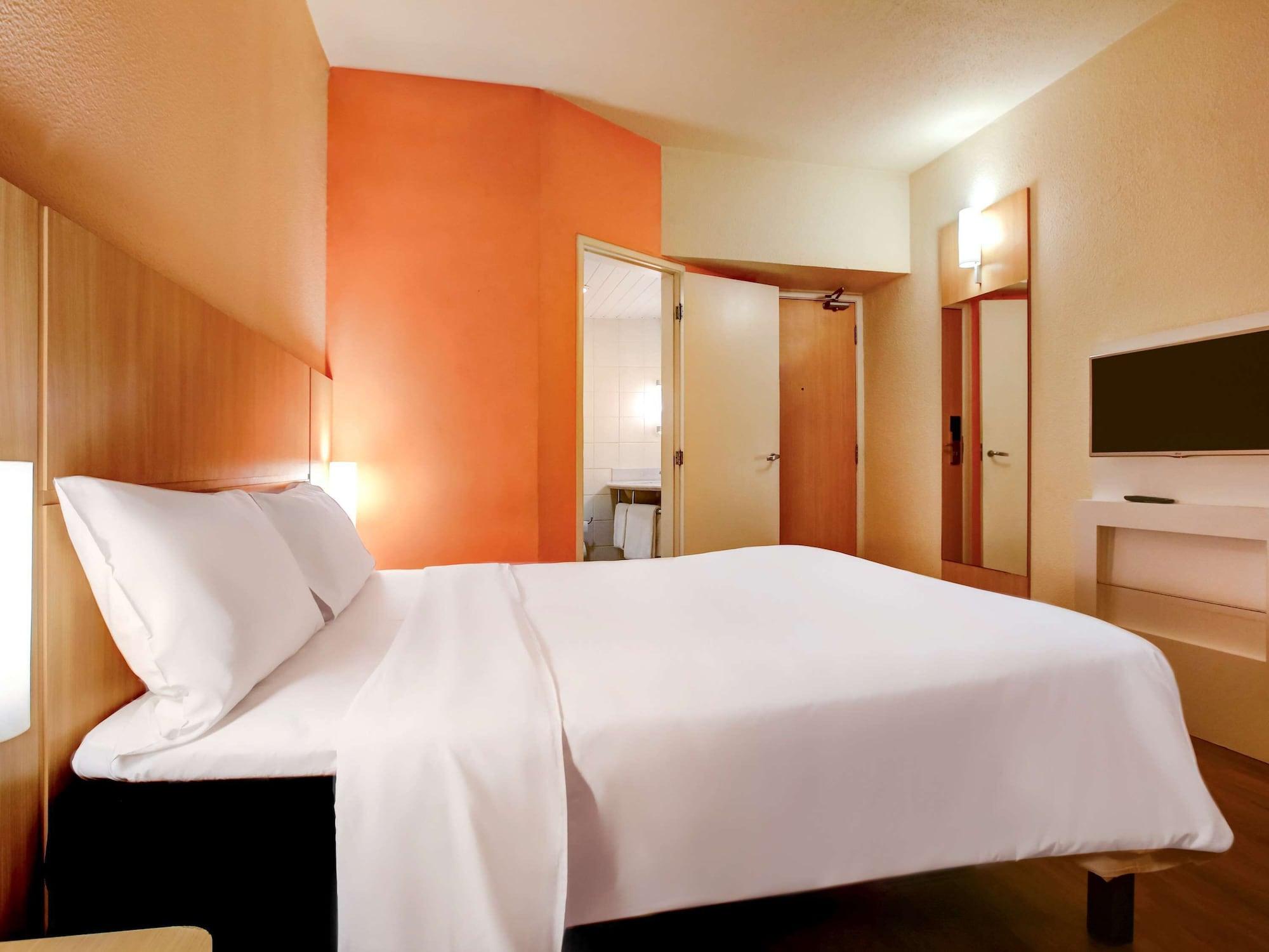 Ibis Vitoria Praia Do Canto 외부 사진